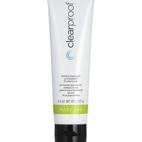 Mary Kay Clear proof Clarifying Cleansing Gel. - Picture 2 of 5
